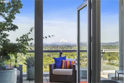 841 S Gaines St #2204, Portland, OR 97239 - Photo 7