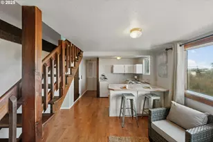 330 Chicago Ave, Bandon, OR 97411 - Photo 35