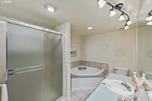 330 Chicago Ave, Bandon, OR 97411 - Photo 27