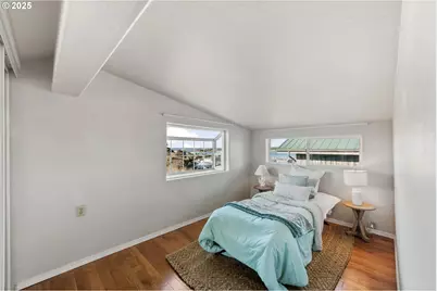 330 Chicago Ave, Bandon, OR 97411 - Photo 39