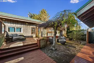 330 Chicago Ave, Bandon, OR 97411 - Photo 33