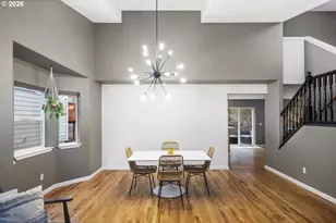 15729 SE Hawk Ct, Portland, OR 97035 - Photo 11