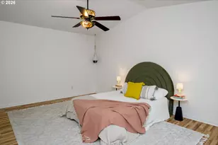 15729 SE Hawk Ct, Portland, OR 97035 - Photo 25