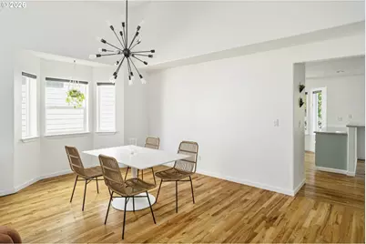 15729 SE Hawk Ct, Portland, OR 97236 - Photo 13
