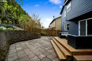 15729 SE Hawk Ct, Portland, OR 97236 - Photo 35