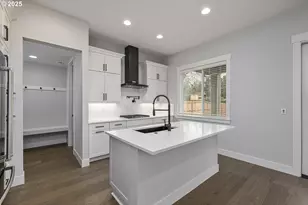15209 S E Towers Ter, Portland, OR 97267 - Photo 11