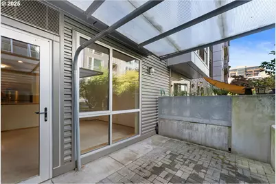 1125 NW 9th Ave #210, Portland, OR 97209 - Photo 15