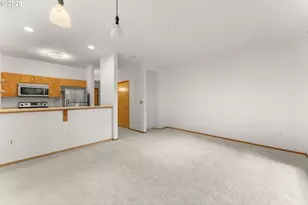 1125 NW 9th Ave, Portland, OR 97209 - Photo 3