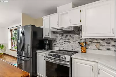 49400 Eagle Rock Pl, Vida, OR 97488 - Photo 19