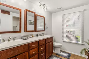 49400 Eagle Rock Pl, Vida, OR 97488 - Photo 29