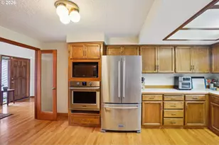 22735 SE Naomi Dr, Damascus, OR 97089 - Photo 9