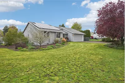 22735 SE Naomi Dr, Damascus, OR 97089 - Photo 3