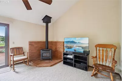 22735 SE Naomi Dr, Damascus, OR 97089 - Photo 13