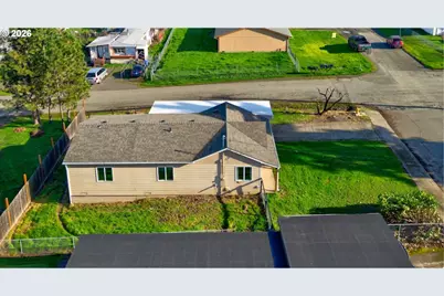 430 SE Carrol St, Winston, OR 97496 - Photo 37