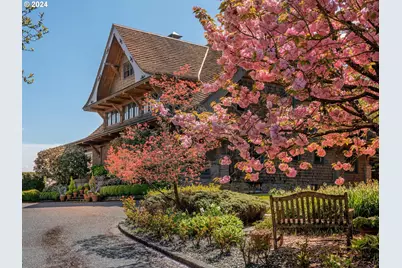 1960 SW 16th Ave, Portland, OR 97201 - Photo 35