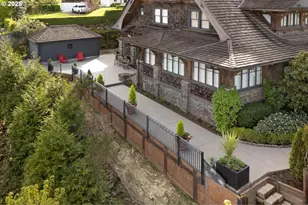 1960 SW 16th Ave, Portland, OR 97201 - Photo 13