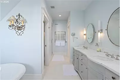 1960 SW 16th Ave, Portland, OR 97201 - Photo 27