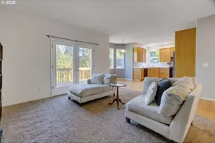 20819 SW Vicki Ln, Beaverton, OR 97007 - Photo 13