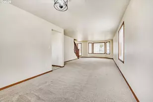 15917 SW Sundew Dr, Tigard, OR 97223 - Photo 5