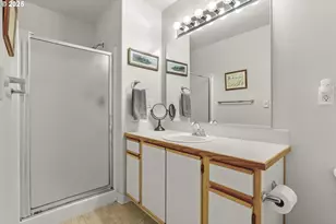 4606 W Powell Blvd, Gresham, OR 97030 - Photo 19