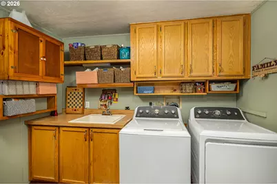 4796 Treewood Dr, Florence, OR 97439 - Photo 15