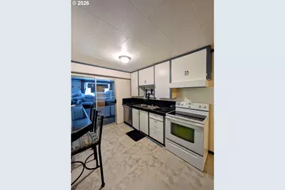 616 Mill St, Maupin, OR 97037 - Photo 17
