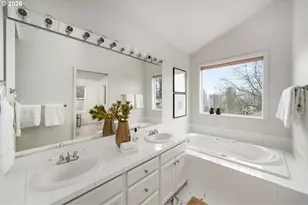 3840 S Water Ave, Portland, OR 97239 - Photo 27