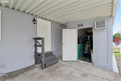 520 SW Georgetown Way, Beaverton, OR 97006 - Photo 39