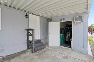 520 SW Georgetown Way, Beaverton, OR 97006 - Photo 39