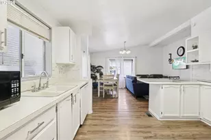 520 SW Georgetown Way, Beaverton, OR 97006 - Photo 9