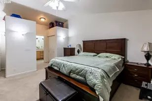 2737 Hallmark Ln, Eugene, OR 97405 - Photo 15