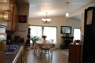467 Cindy St, Myrtle Creek, OR 97457 - Photo 7