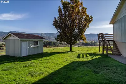 1721 Weaver Rd, Myrtle Creek, OR 97457 - Photo 41