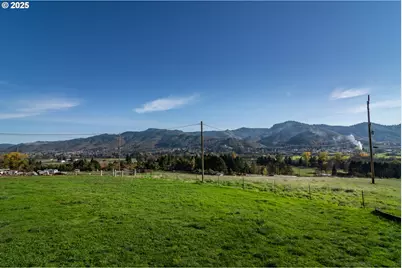 1721 Weaver Rd, Myrtle Creek, OR 97457 - Photo 43
