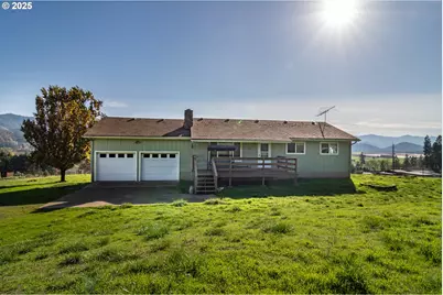 1721 Weaver Rd, Myrtle Creek, OR 97457 - Photo 5