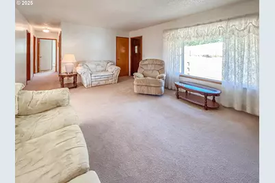 1721 Weaver Rd, Myrtle Creek, OR 97457 - Photo 9