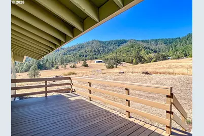 1721 Weaver Rd, Myrtle Creek, OR 97457 - Photo 7