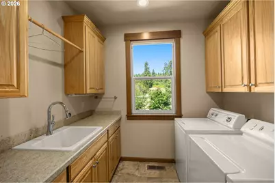 14460 NW Pumpkin Ridge Rd, North Plains, OR 97133 - Photo 23