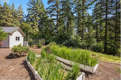 14460 NW Pumpkin Ridge Rd, North Plains, OR 97133 - Photo 37