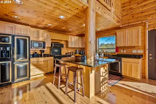 10181 N Umpqua Hwy, Roseburg, OR 97470 - Photo 15