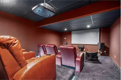 10181 N Umpqua Hwy, Roseburg, OR 97470 - Photo 25