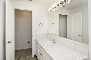 6444 SE 129th Pl, Portland, OR 97236 - Photo 37
