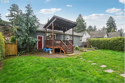9917 NE Campaign St, Portland, OR 97220 - Photo 35