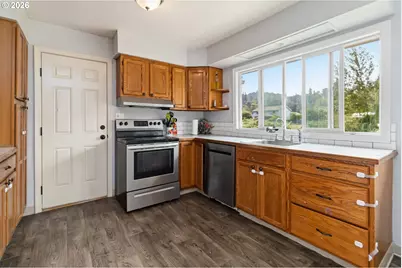 109 Merritt Dr, Longview, WA 98632 - Photo 11