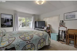 2424 Nightingale Ln, Kelso, WA 98626 - Photo 17