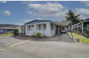 2424 Nightingale Ln, Kelso, WA 98626 - Photo 3