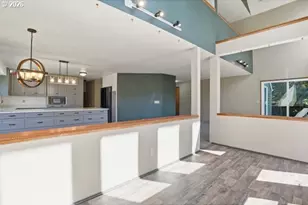 903 NE Sunset Ct, Clatskanie, OR 97016 - Photo 13