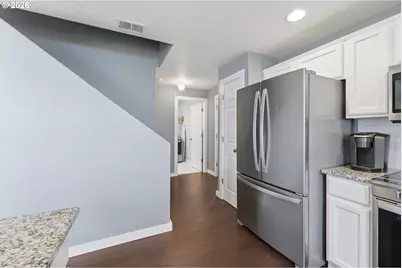 15340 SW Lexington Ln, Beaverton, OR 97007 - Photo 11