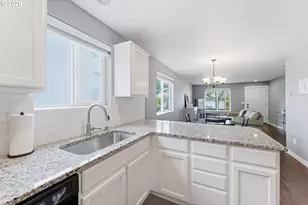 15340 SW Lexington Ln, Beaverton, OR 97007 - Photo 13