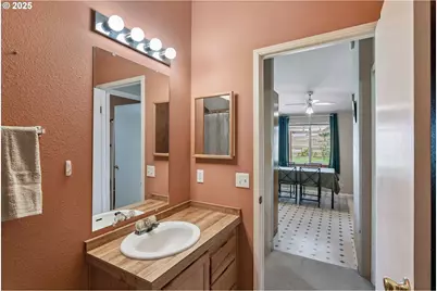 115 Sunset Dr, Goldendale, WA 98620 - Photo 17